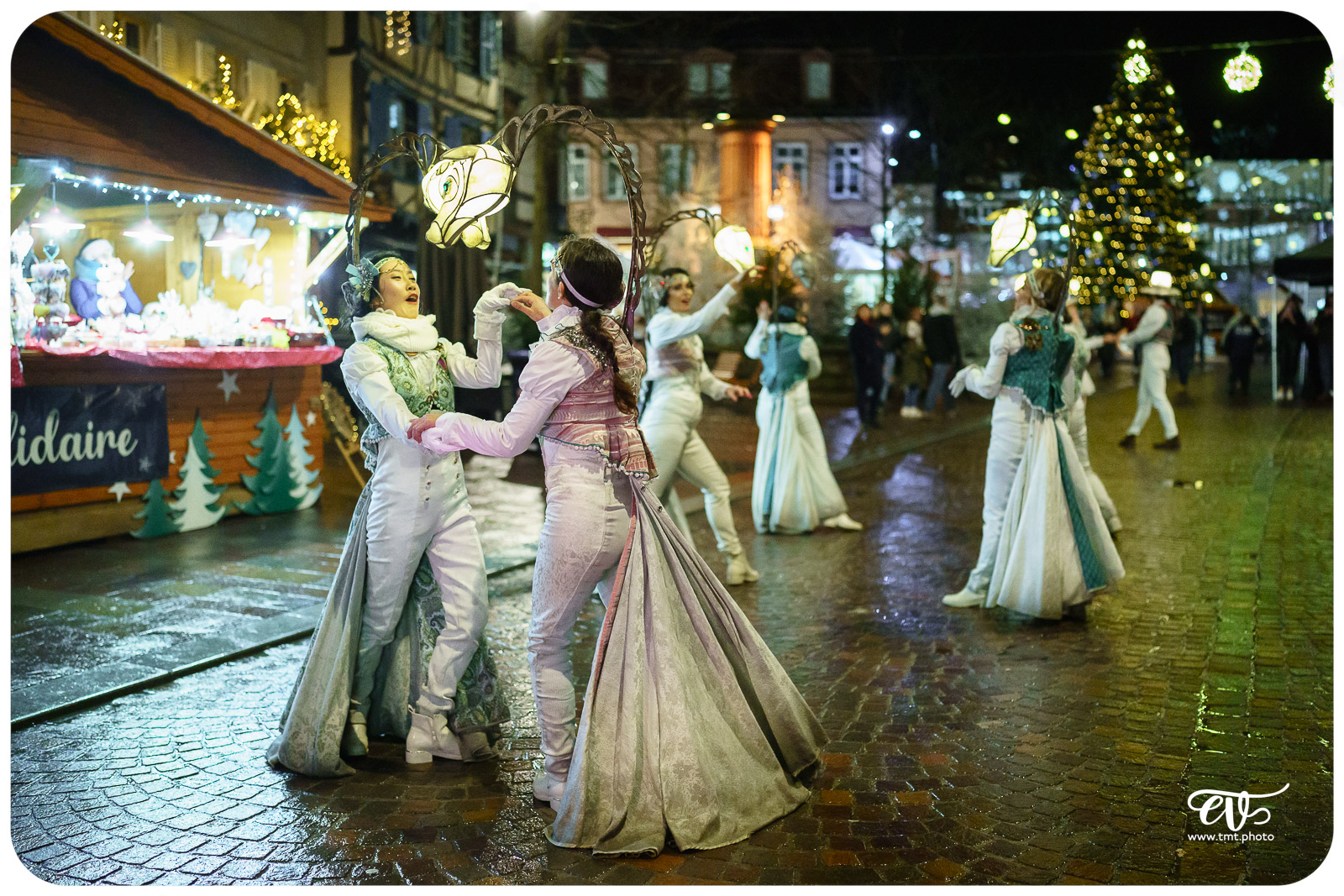 PARADE AMOUREUSE (CIE REMUE MENAGE)